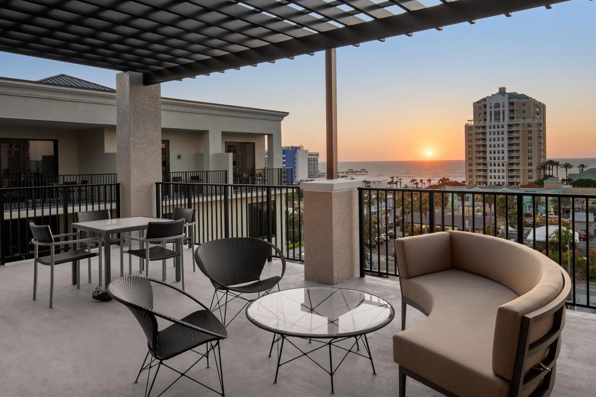 Courtyard By Marriott Clearwater Beach Zewnętrze zdjęcie