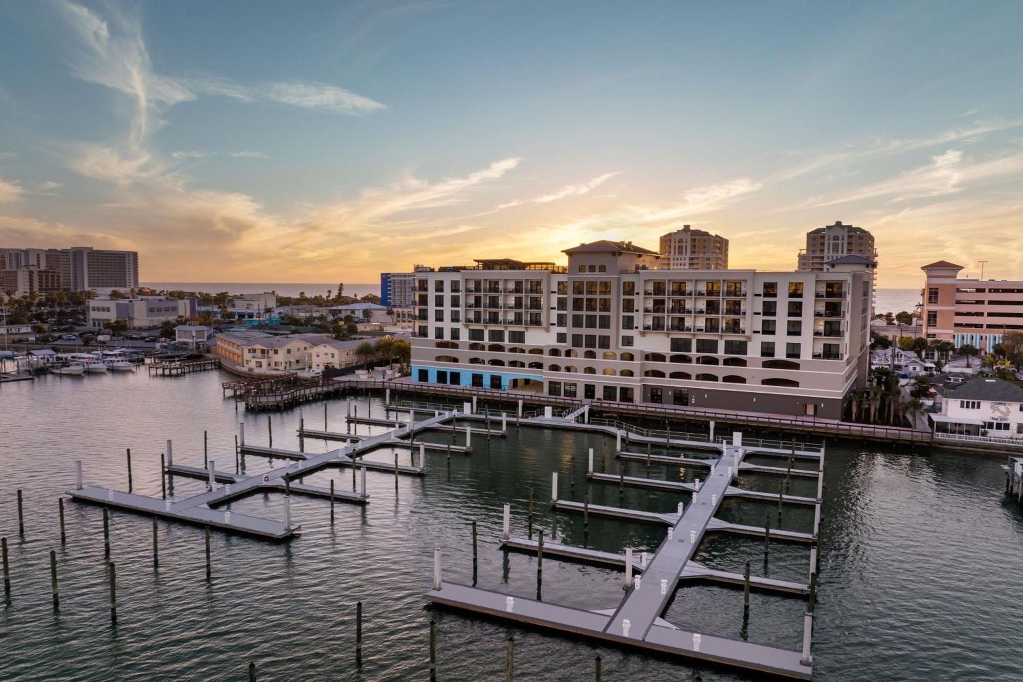 Courtyard By Marriott Clearwater Beach Zewnętrze zdjęcie